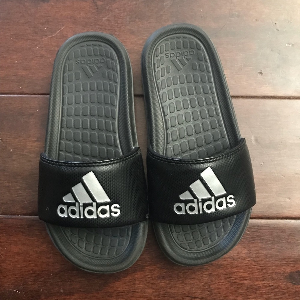 Adidas youth slide sandals